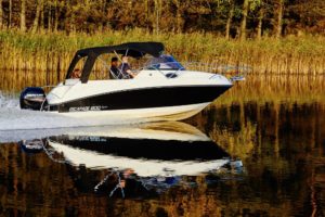 escapade-600-open-24