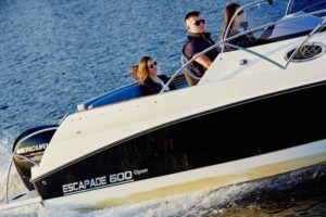 escapade-600-open-25