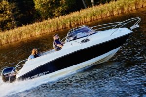 escapade-600-open-26