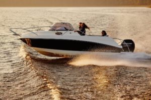 escapade-600-open-31