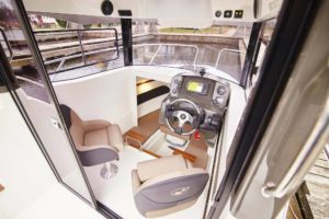 pegazus-560-top-fisher-4